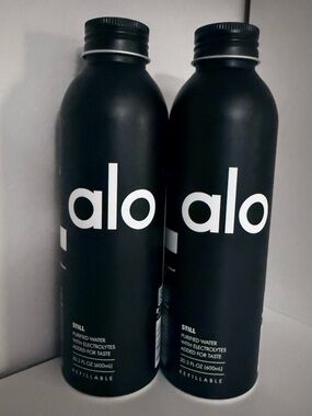alo Still Purified Water Bottle - Matte Black (Set of 2)